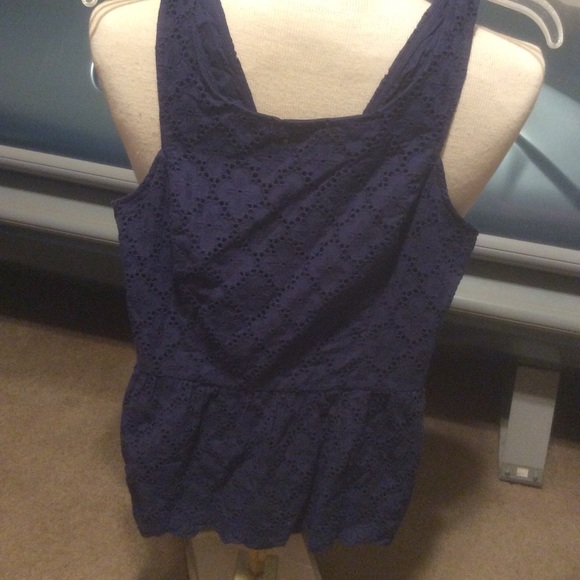 Lilly Pulitzer Navy Eyelet Tank Size 6 - Picture 15 of 15